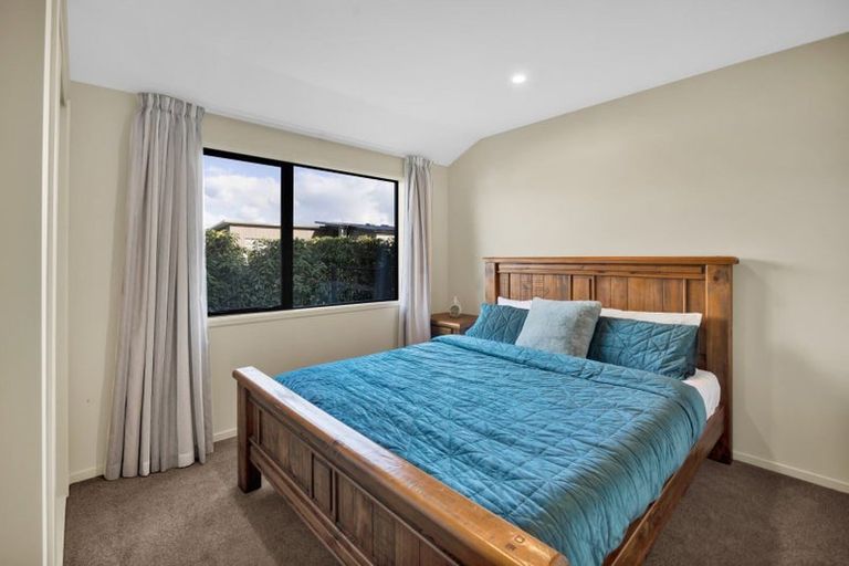 Photo of property in 12 Kotare Drive, Waiwhakaiho, New Plymouth, 4312