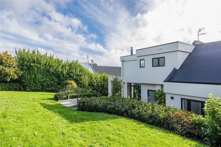 Photo of property in 4 Scarff Place, Cashmere, Christchurch, 8022