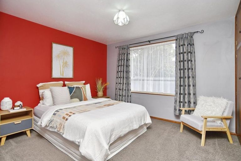 Photo of property in 25 Bayswater Crescent, Bromley, Christchurch, 8062