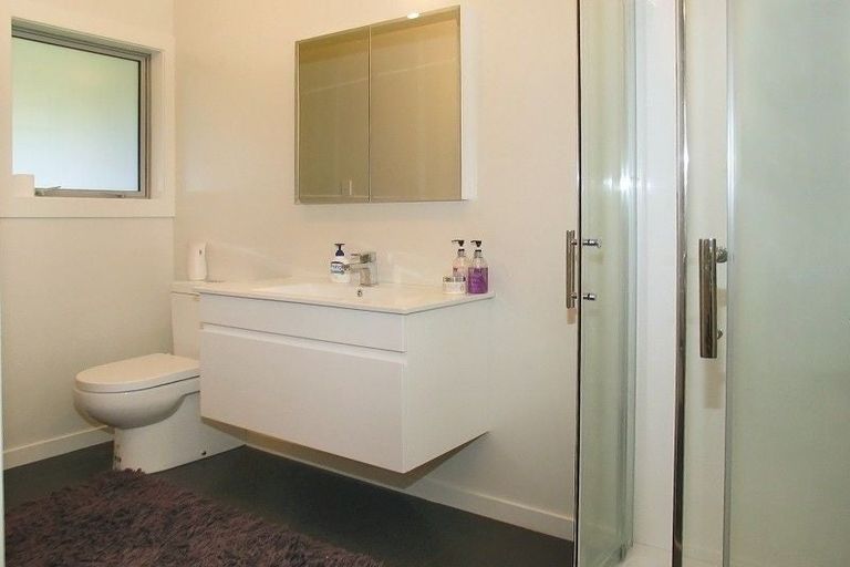 Photo of property in 90 Muri Road, Pukerua Bay, 5026