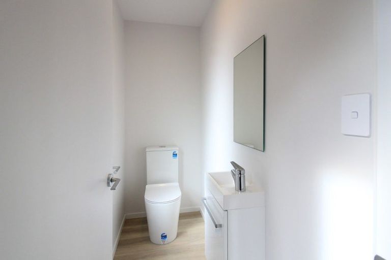 Photo of property in 13/7 Johnston Grove, Taita, Lower Hutt, 5011