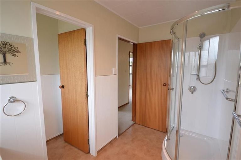 Photo of property in 1/12 Campbell Street, Alexandra, 9320