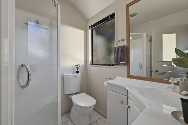 Photo of property in 29 Downing Place, Welcome Bay, Tauranga, 3112