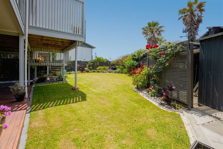 Photo of property in 145 Karewa Parade, Papamoa Beach, Papamoa, 3118