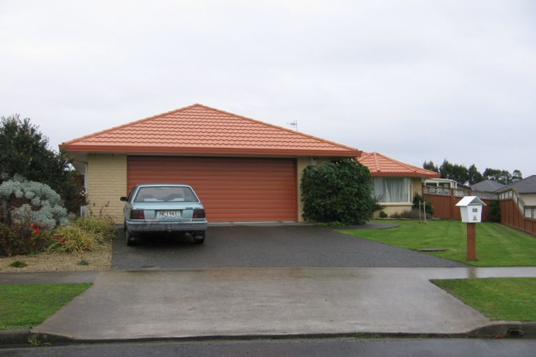Photo of property in 10 Alpine Grove, Kelvin Grove, Palmerston North, 4414