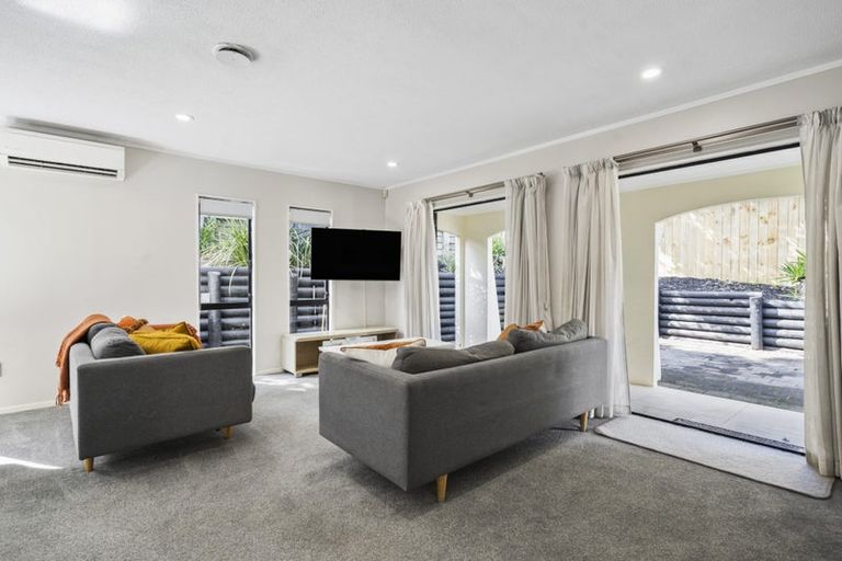 Photo of property in 66b Kurnell Drive, Botany Downs, Auckland, 2010