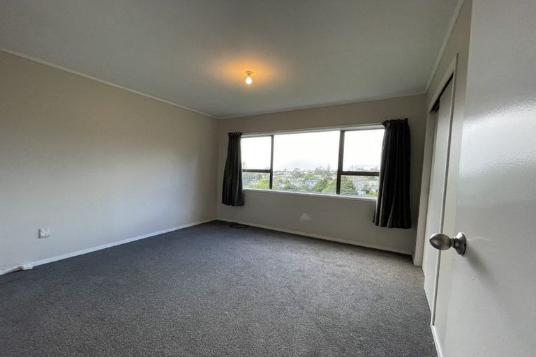 Photo of property in 45 Virgo Place, Glen Eden, Auckland, 0602