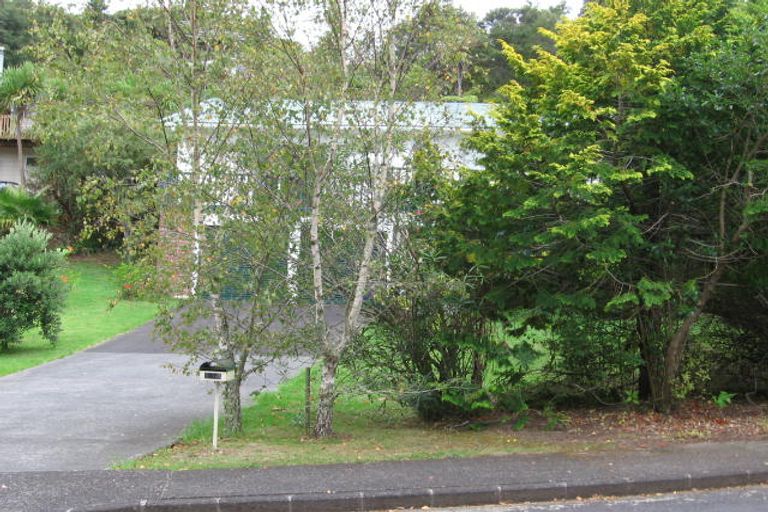 Photo of property in 134 Wood Bay Road, Titirangi, Auckland, 0604