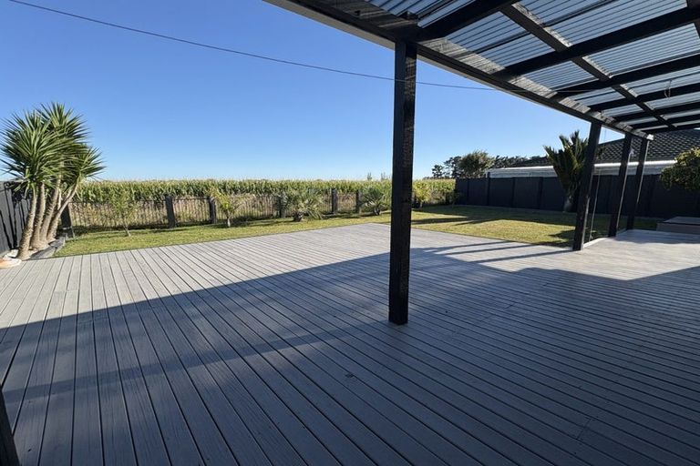 Photo of property in 21 Meadowbrook Drive, Cloverlea, Palmerston North, 4412