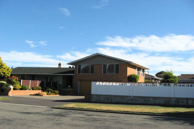 Photo of property in 29 Harrowdale Drive, Avonhead, Christchurch, 8042