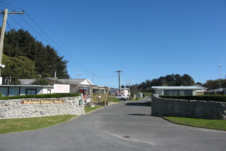 Photo of property in 12/12a Forest Road, Waitarere Beach, Levin, 5510