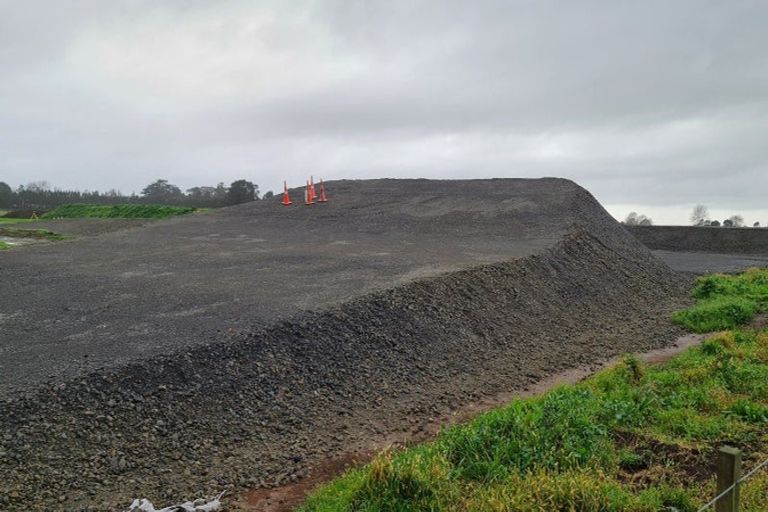 Photo of property in 32 Airport Drive, Bell Block, New Plymouth, 4373