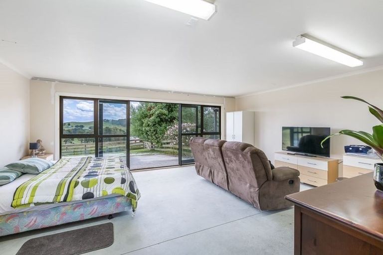 Photo of property in 237 J V Grant Road, Wellsford, 0973