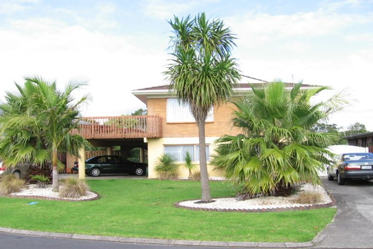 Photo of property in 9 Indus Place, Half Moon Bay, Auckland, 2012