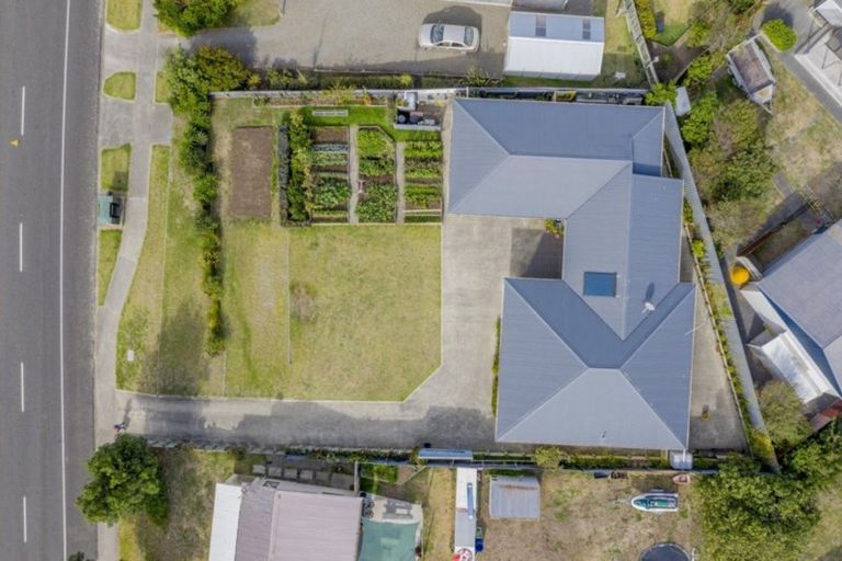 Photo of property in 72a Seabury Avenue, Foxton Beach, Foxton, 4815