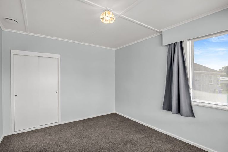 Photo of property in 92 Swiss Avenue, Gonville, Whanganui, 4501