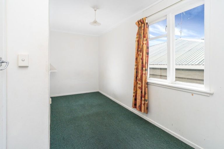 Photo of property in 16 Austin Street, Mount Victoria, Wellington, 6011