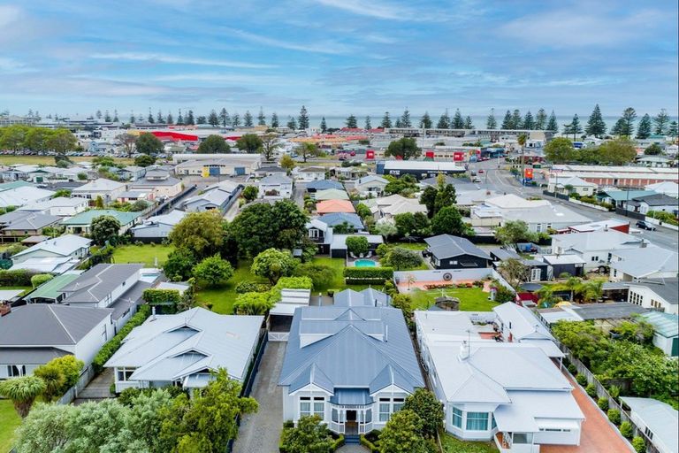 Photo of property in 63 Nelson Crescent, Napier South, Napier, 4110