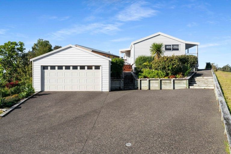 Photo of property in 18 Hinemoa Terrace, Tairua, 3508
