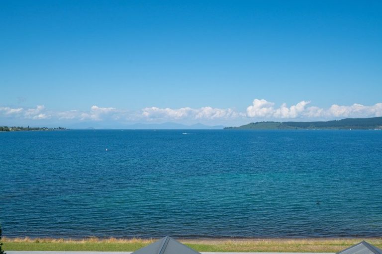 Photo of property in 171 Lake Terrace, Hilltop, Taupo, 3330