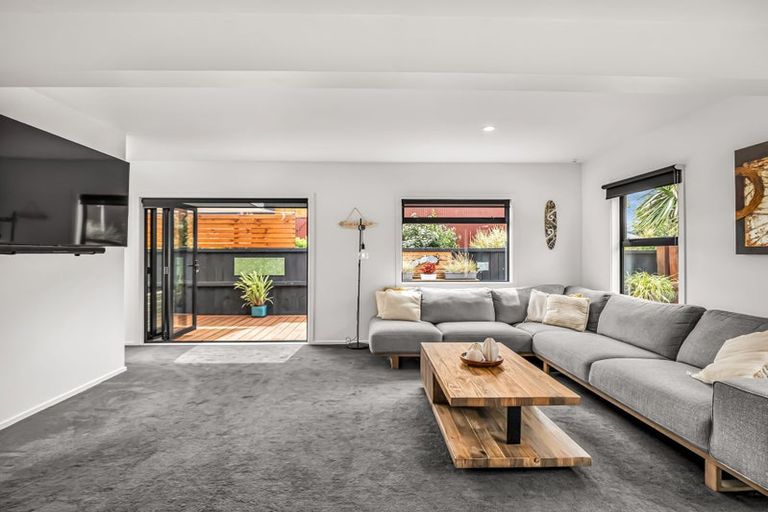 Photo of property in 1/151 Rocking Horse Road, Southshore, Christchurch, 8062