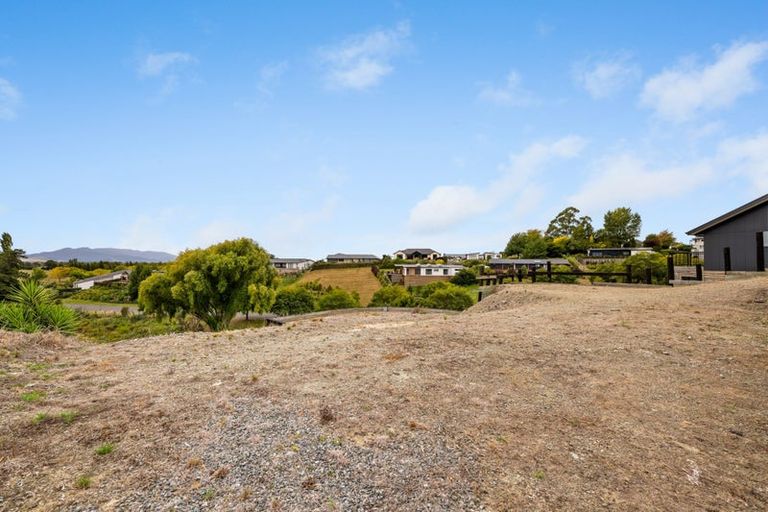 Photo of property in 8 Lake View Place, Fairhall, 7272