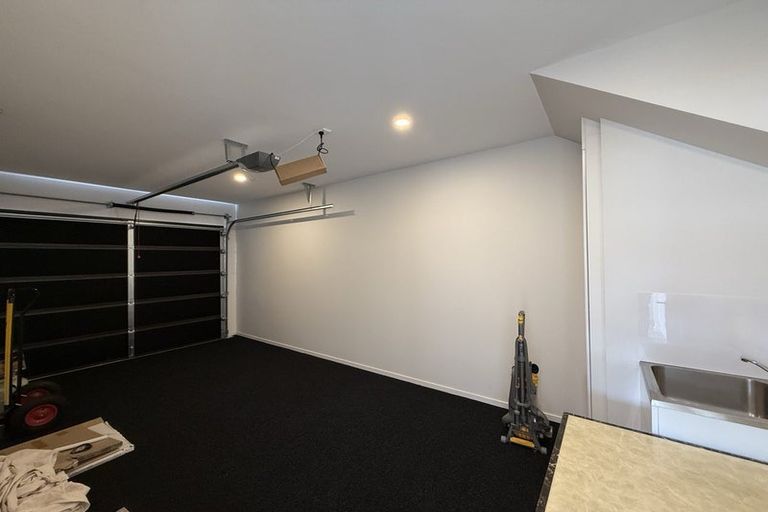 Photo of property in 13d John Walker Drive, Manurewa, Auckland, 2102