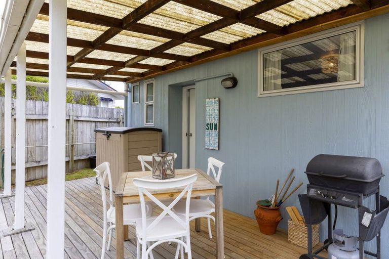 Photo of property in 1/17 Rainbow Drive, Rainbow Point, Taupo, 3330