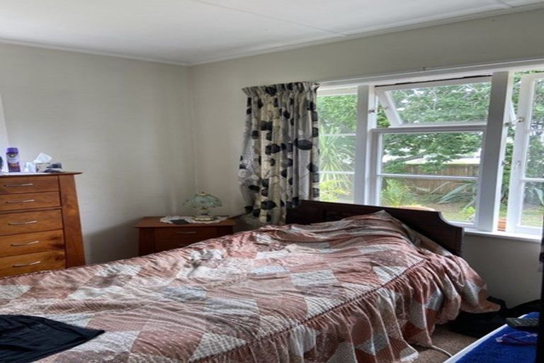 Photo of property in 122 Mahia Road, Wattle Downs, Auckland, 2103