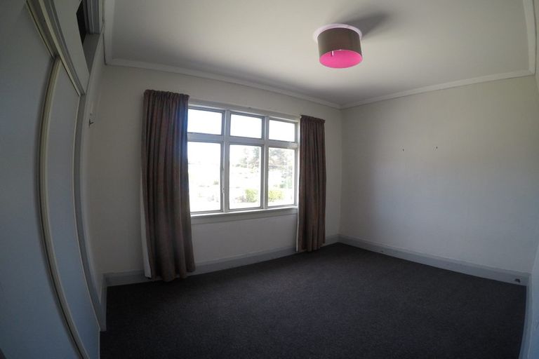 Photo of property in 43 Copinsha Street, Palmerston, 9430