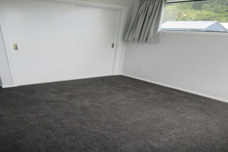 Photo of property in 28 Dahl Drive, Wallaceville, Upper Hutt, 5018