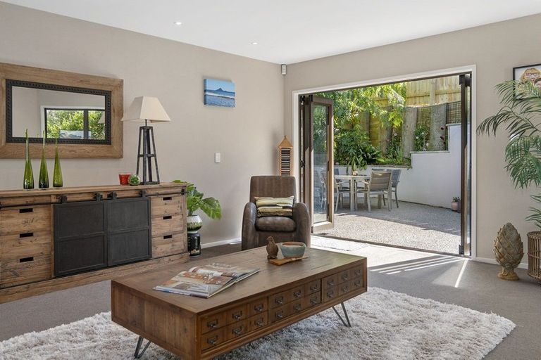 Photo of property in 73 Botanical Road, Tauranga South, Tauranga, 3112