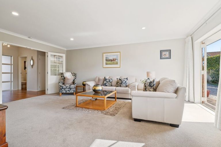 Photo of property in 123 Butcher Road, Pukekohe, 2120