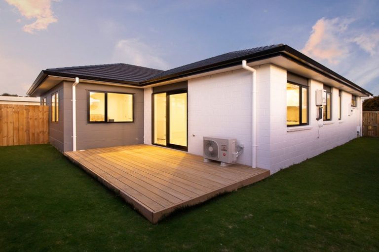 Photo of property in 2/47 Chedworth Avenue, Chedworth, Hamilton, 3210