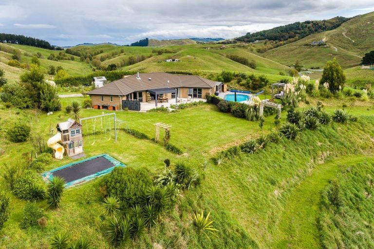 Photo of property in 57 Timoti Road, Waimarama, Havelock North, 4294