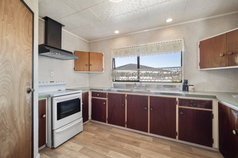 Photo of property in 30 Hammersmith Street, Richmond Heights, Taupo, 3330