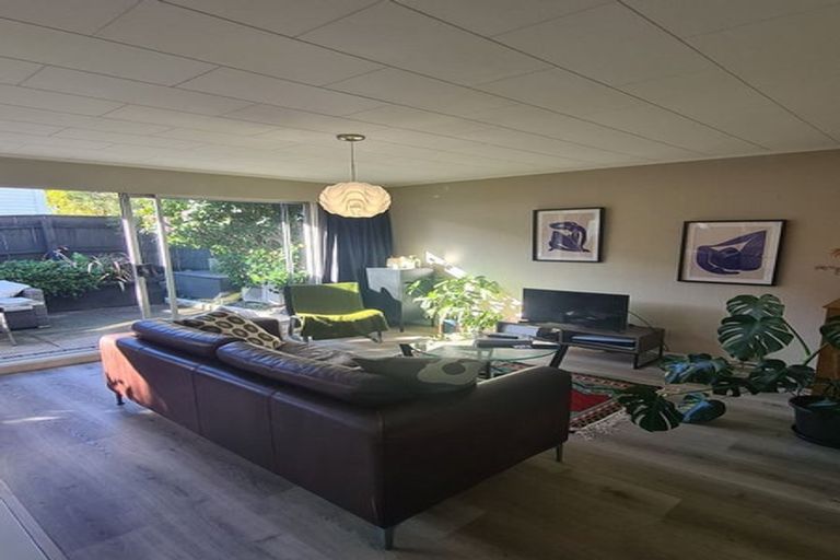 Photo of property in 5/371 Muritai Road, Eastbourne, Lower Hutt, 5013