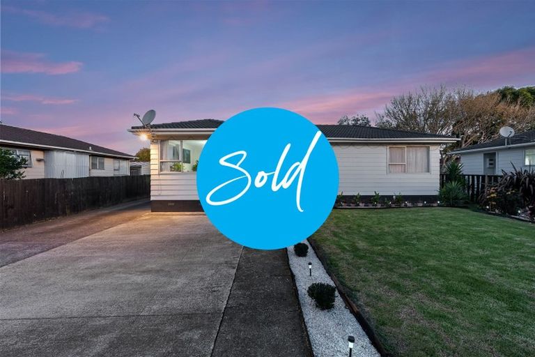 Photo of property in 30 Killington Crescent, Mangere, Auckland, 2022