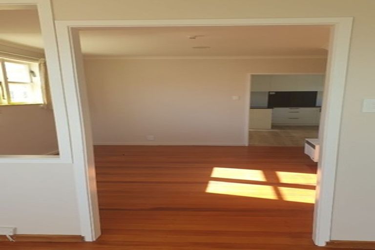 Photo of property in 1/5 Fenwick Avenue, Milford, Auckland, 0620