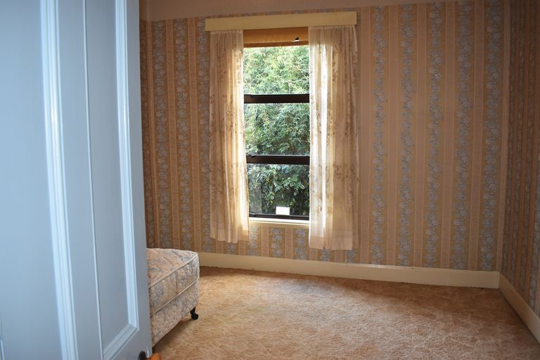 Photo of property in 35 Wyndham Street, Carterton, 5713