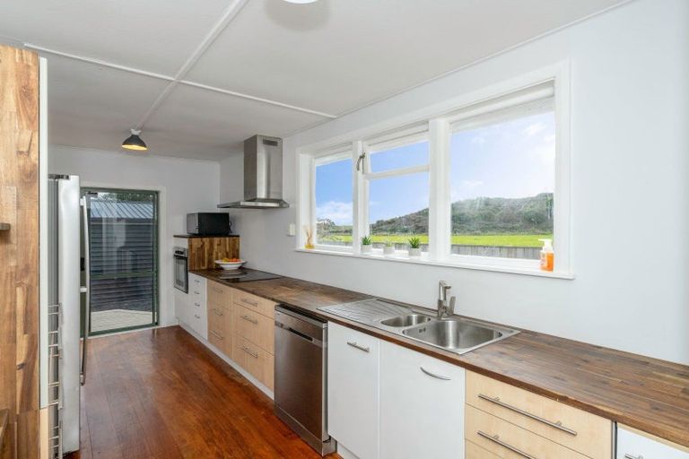 Photo of property in 297 Main Highway, Otaki, 5512