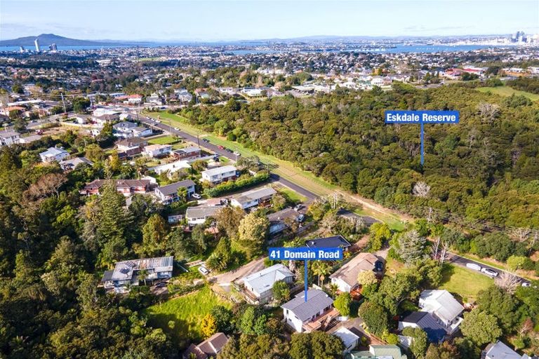 Photo of property in 1/41 Domain Road, Glenfield, Auckland, 0629