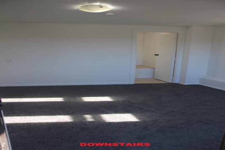 Photo of property in 3 Saville Row, Johnsonville, Wellington, 6037
