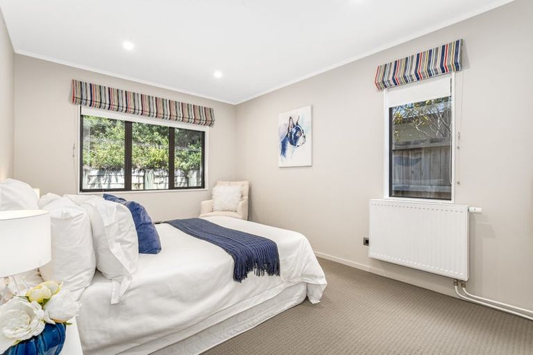 Photo of property in 37 Navigation Drive, Whitby, Porirua, 5024