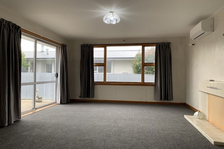 Photo of property in 36 Skerten Avenue, Hornby, Christchurch, 8042