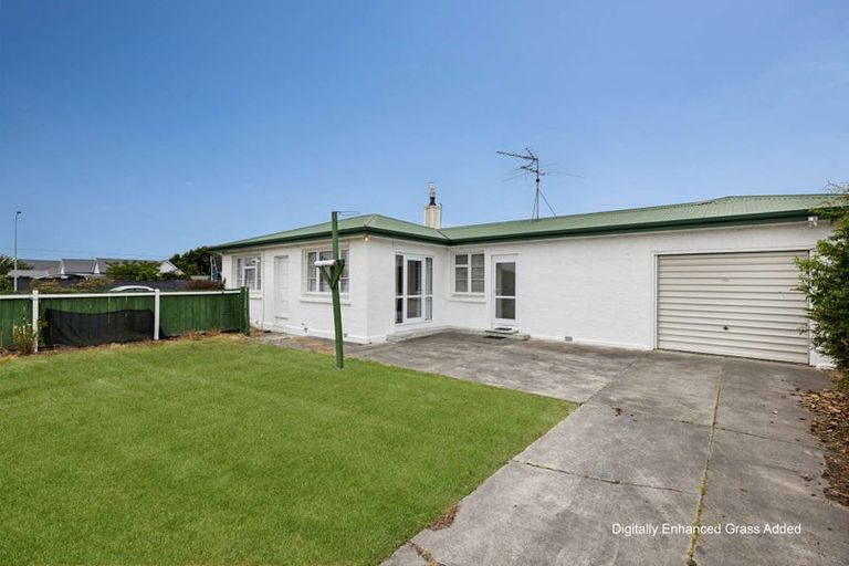 Photo of property in 146 Mcmurdo Street, Tinwald, Ashburton, 7700