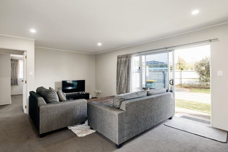 Photo of property in 48a Livingstone Avenue, Nawton, Hamilton, 3200