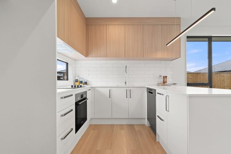 Photo of property in 18 Hunt Road, Rolleston, 7615