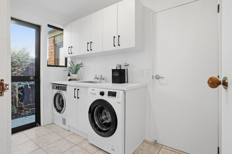 Photo of property in 8 Kedleston Drive, Avonhead, Christchurch, 8042