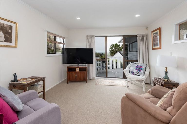Photo of property in 1/16 Gills Road, Bucklands Beach, Auckland, 2014